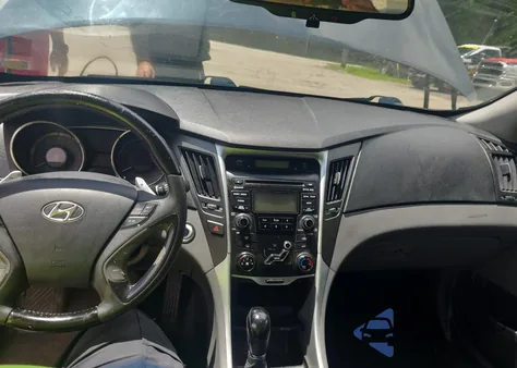 2012 Hyundai Sonata Se из США, поврежденный, VIN 5NPEC4AC8CH416897